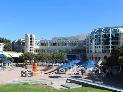 Universidad de California en San Diego I